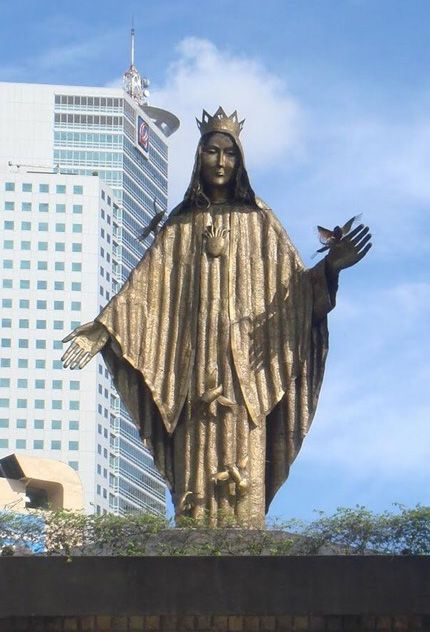 Statue of Mary on location of appearance to crowds in Manila, Philippines, 1986